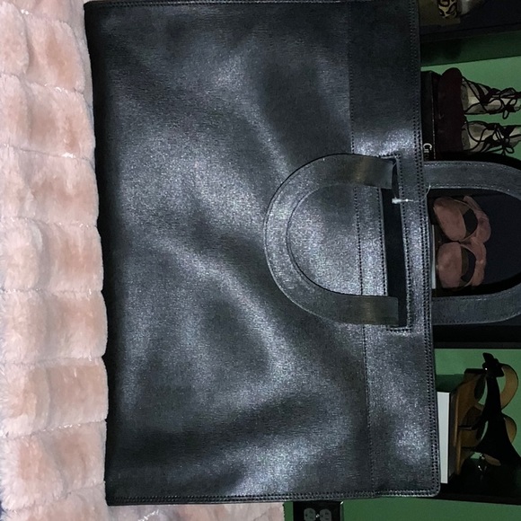 Alberta DiCano Handbag - Picture 1 of 7